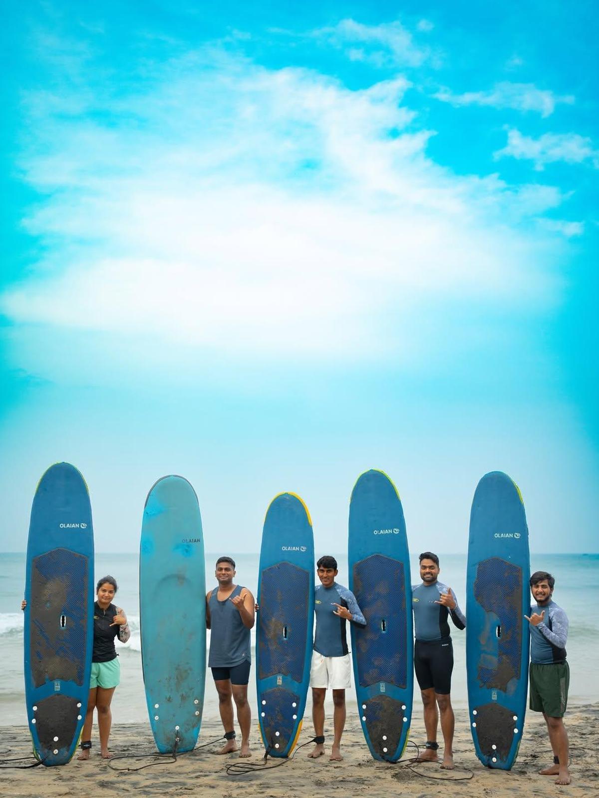 वर्कला, तिरुवनंतपुरम में सर्फिंग